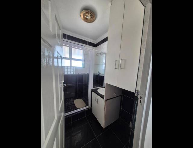 2 BEDROOM PROPERTY TO RENT IN NORTH BEACH
